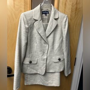 Evan Picone Gray Women's Jacket & Skirt Set